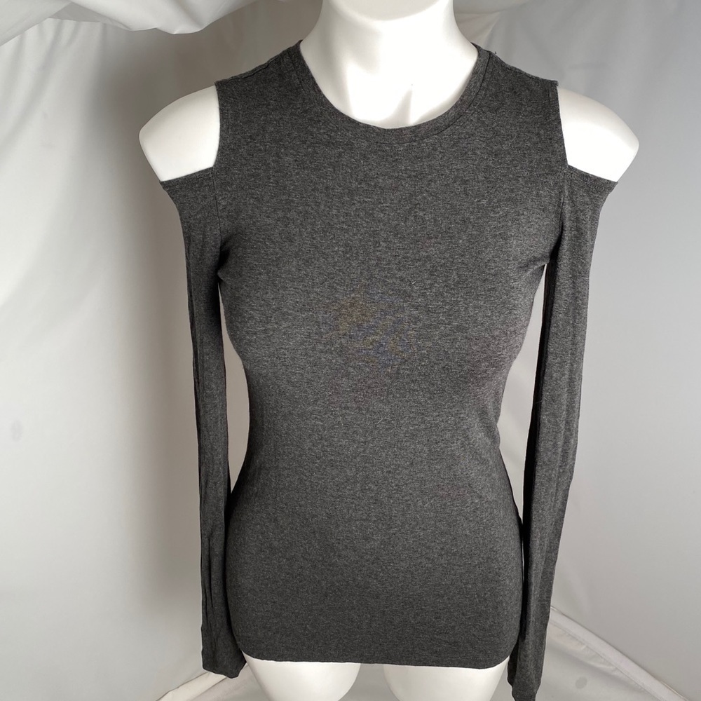 1 STATE gray cold shoulder top XS